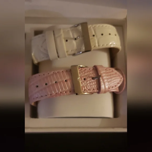 Guess Watch interchangeable bands - Picture 3 of 6